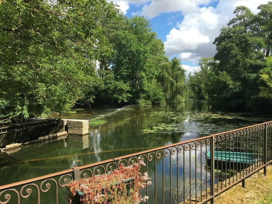 Magnifique Moulin Proche Chablis, Jacuzzi Et Riviere Villa Annay-sur-Serein Eksteriør bilde