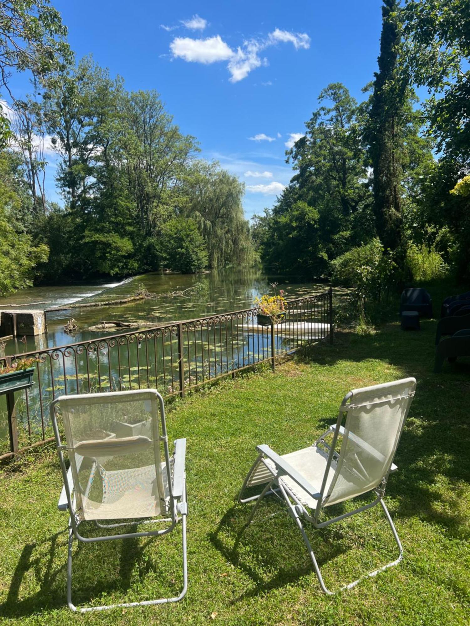 Magnifique Moulin Proche Chablis, Jacuzzi Et Riviere Villa Annay-sur-Serein Eksteriør bilde